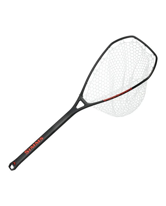 Simms Daymaker Landing Net - Medium showcasing its lightweight frame, rubber netting, and ergonomic handle, ideal for landing fish with minimal harm during fishing trips.