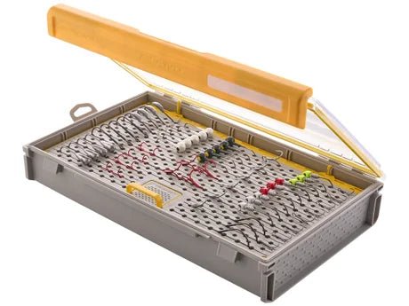 Plano Edge 3700 Hook Box