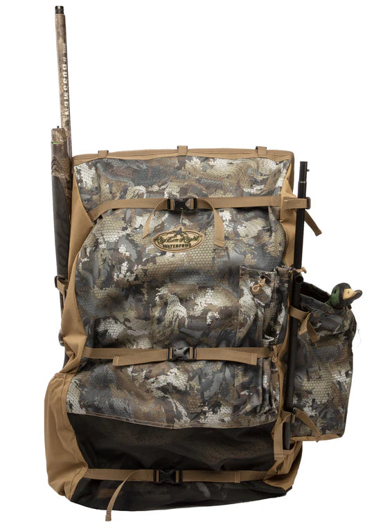 Rig'em right Refuge Runner Decoy Bag- GORE® OPTIFADE® Timber